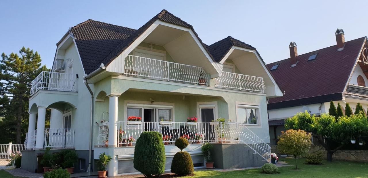 Ferienwohnung Ludika Vendeghaz Balatonfüred Exterior foto