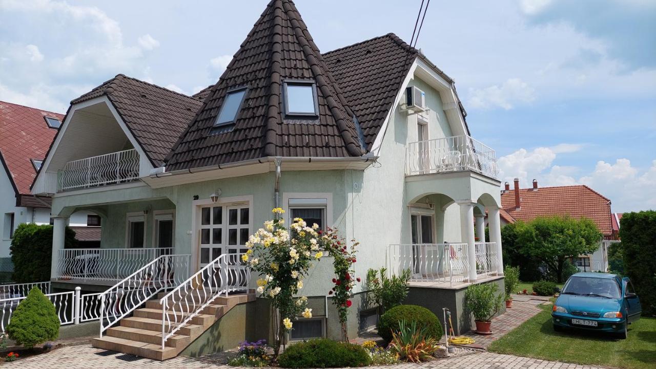 Ferienwohnung Ludika Vendeghaz Balatonfüred Exterior foto